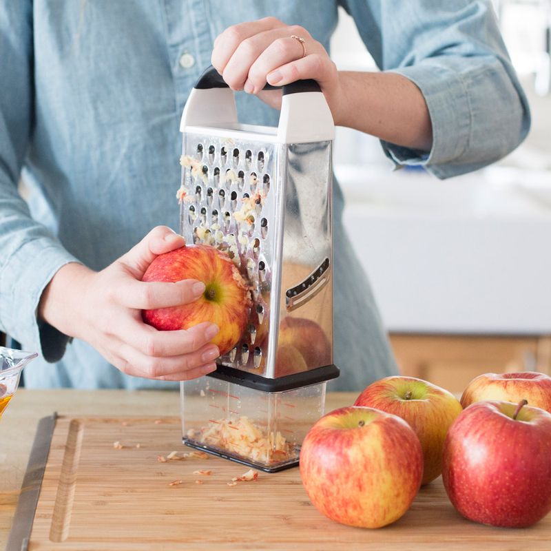 Ralador-4-lados-com-dispenser-em-aco-inox-OXO