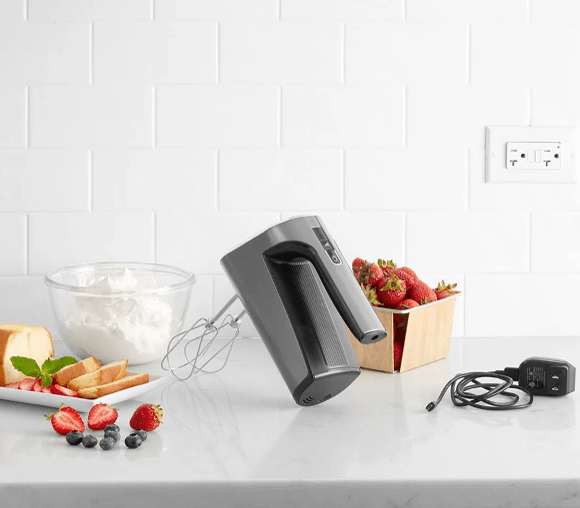 4081270851_Bateteira_Sem_Fio_Cordless_Evolution_Recarregavel_Bivolt_Cuisinart_Preta_2