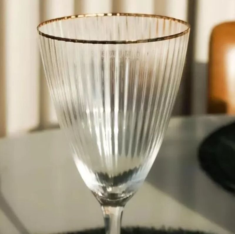 4089350403_2_Tacas_de_Vinho_Lines_com_Borda_Dourada_400ml_Wolff_5