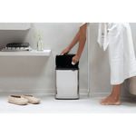 4081301219_Lixeira_BO_Touch_Bin_em_Inox_7_Litros_Brabantia_Prata_6