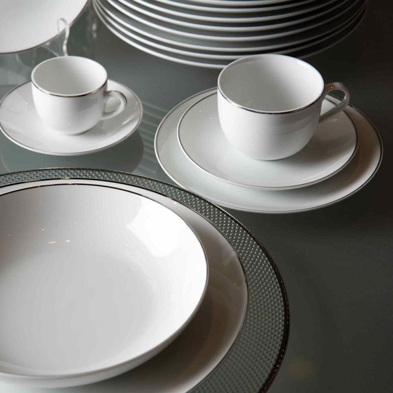 4089180211_Prato_de_Sobremesa_em_Porcelana_Legacy_Silver_19cm_LHermitage_Branco_5