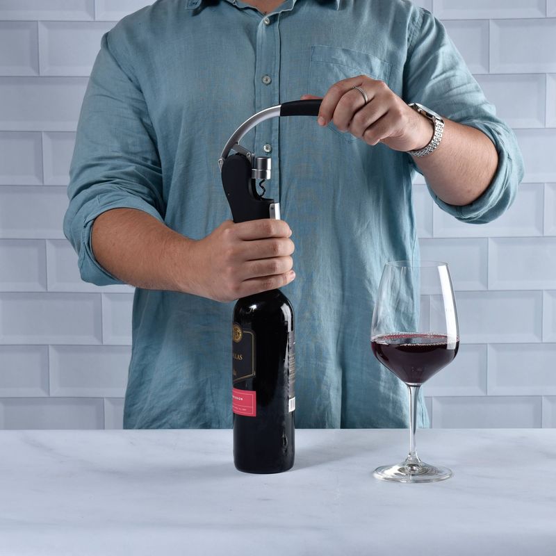 4083080041_Saca_Rolhas_Vertical_2_Pecas_Wine_Collection_Kenya_Preto_6