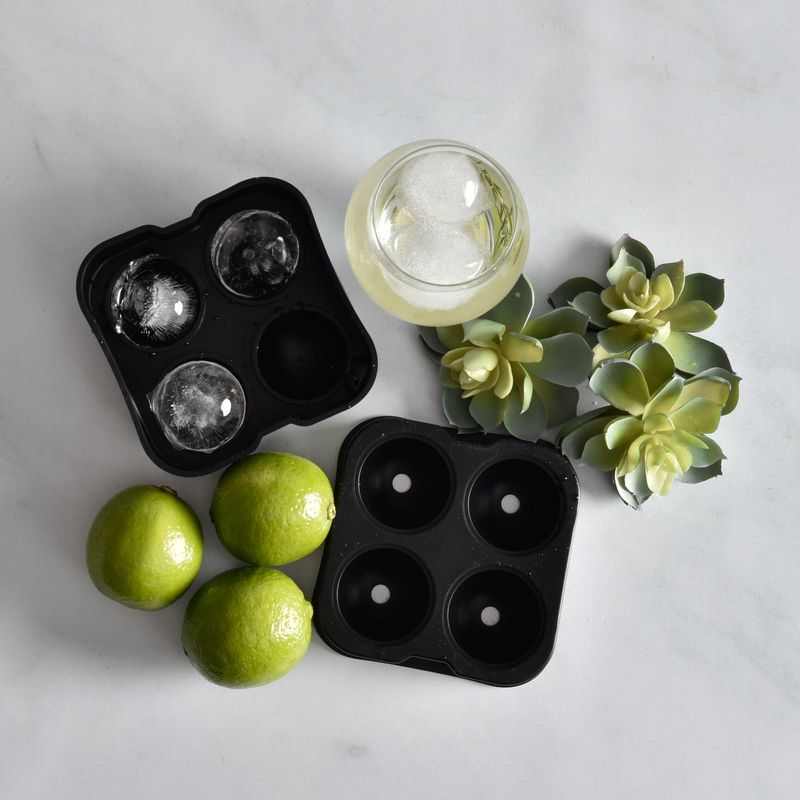4083080054_7899100680686_Forma_de_Gelo_para_Whisky_em_Silicone_Bar_Colletion_Kenya_Preto_4