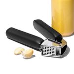 4080570795_0840097701639_Espremedor_de_Alho_em_Aco_Inox_Good_Grips_23cm_OXO_Preto_3